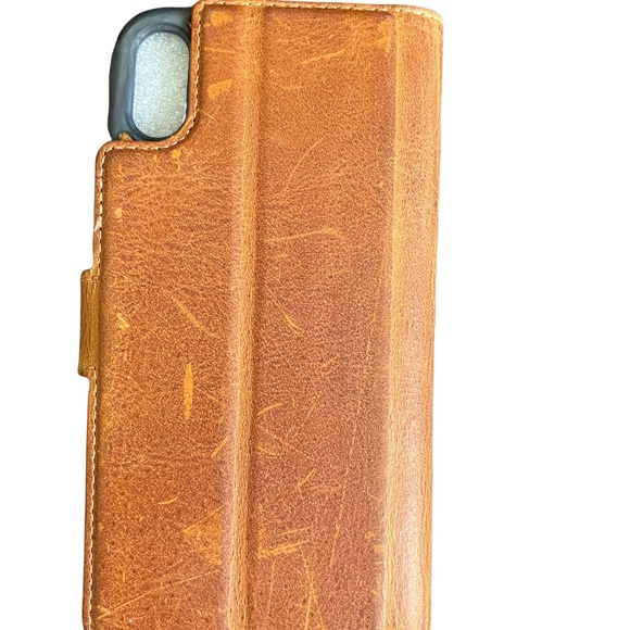 Barchello iPhone Leather Wallet Case - iPhone XR - Picture 3 of 4